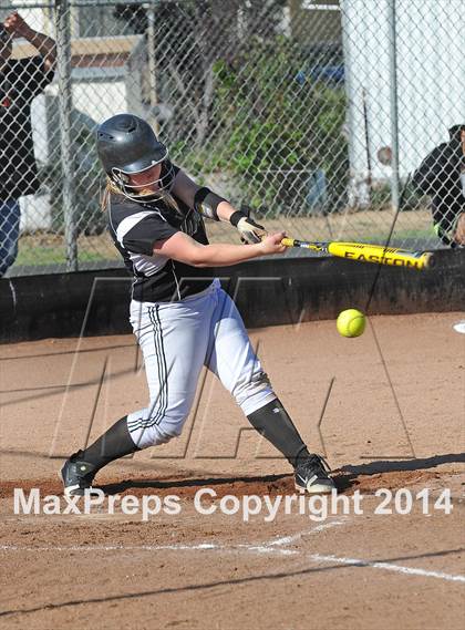 Thumbnail 1 in Foothill @ Tehachapi photogallery.