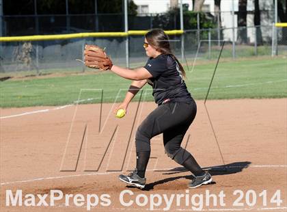 Thumbnail 3 in Foothill @ Tehachapi photogallery.