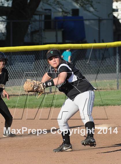 Thumbnail 2 in Foothill @ Tehachapi photogallery.