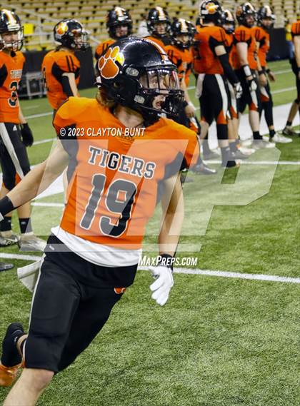 Thumbnail 3 in Camas County vs. Kendrick (IDHSAA 1A Division 3 8-Man Final) photogallery.