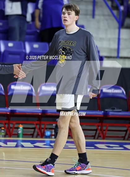 Thumbnail 3 in Hopedale vs Pioneer Valley Regional (MIAA Division 5 Final) photogallery.