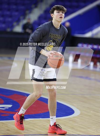 Thumbnail 3 in Hopedale vs Pioneer Valley Regional (MIAA Division 5 Final) photogallery.