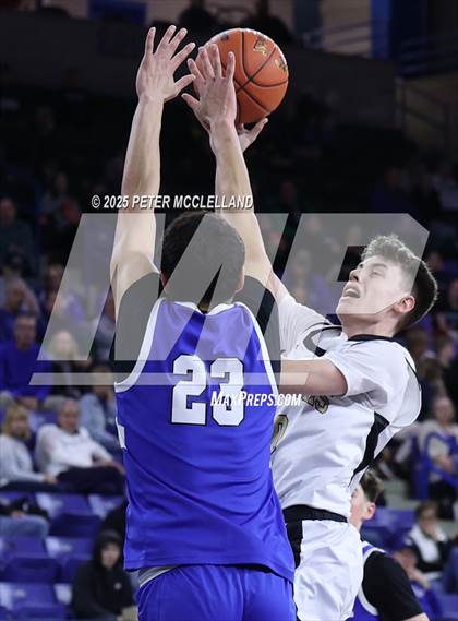 Thumbnail 3 in Hopedale vs Pioneer Valley Regional (MIAA Division 5 Final) photogallery.