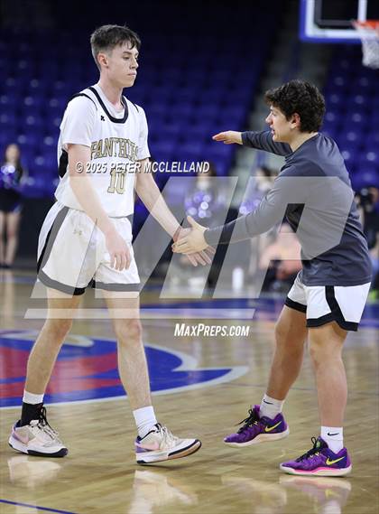 Thumbnail 2 in Hopedale vs Pioneer Valley Regional (MIAA Division 5 Final) photogallery.