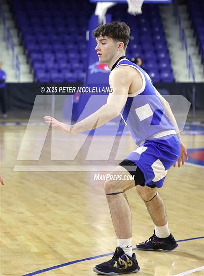 Thumbnail 2 in Hopedale vs Pioneer Valley Regional (MIAA Division 5 Final) photogallery.
