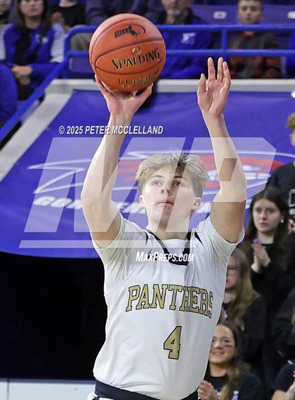 Thumbnail 3 in Hopedale vs Pioneer Valley Regional (MIAA Division 5 Final) photogallery.