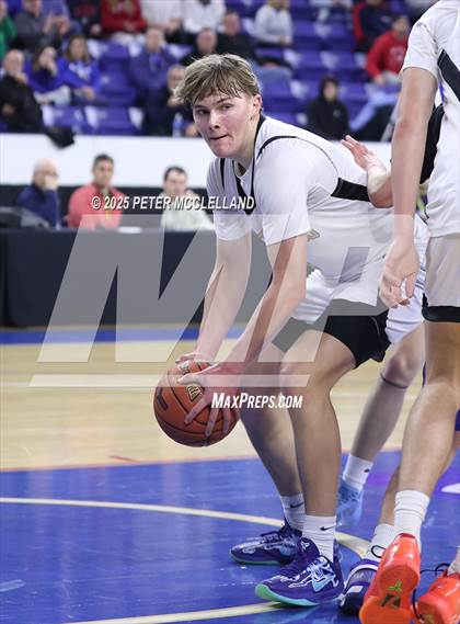 Thumbnail 3 in Hopedale vs Pioneer Valley Regional (MIAA Division 5 Final) photogallery.