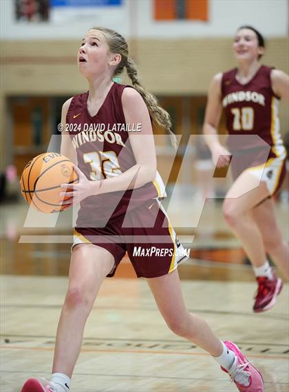 Thumbnail 3 in Windsor @ Greeley Central photogallery.