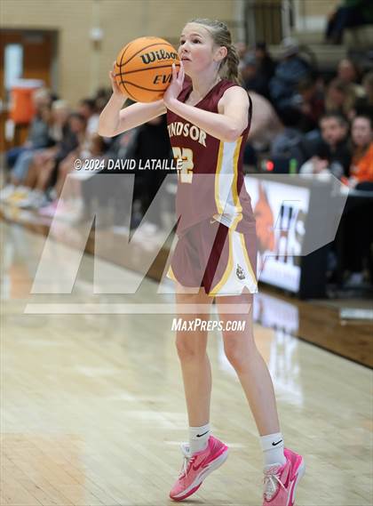 Thumbnail 2 in Windsor @ Greeley Central photogallery.