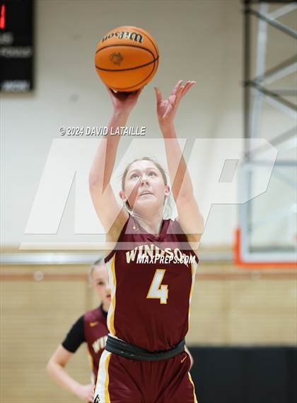 Thumbnail 2 in Windsor @ Greeley Central photogallery.