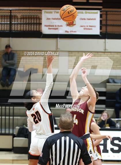 Thumbnail 2 in Windsor @ Greeley Central photogallery.