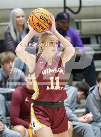 Thumbnail 3 in Windsor @ Greeley Central photogallery.