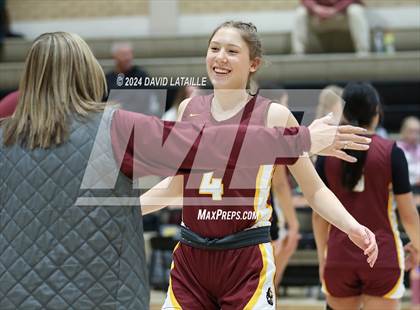 Thumbnail 3 in Windsor @ Greeley Central photogallery.