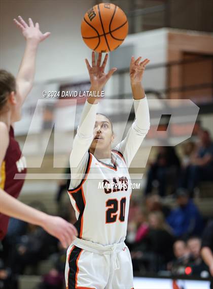Thumbnail 1 in Windsor @ Greeley Central photogallery.
