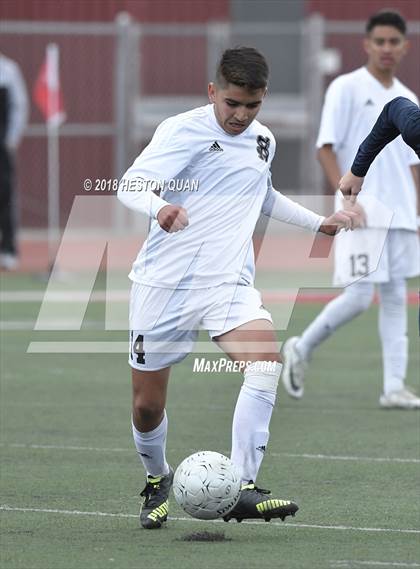 Thumbnail 2 in El Segundo vs. Hesperia (CIF-SS D5 Final) photogallery.