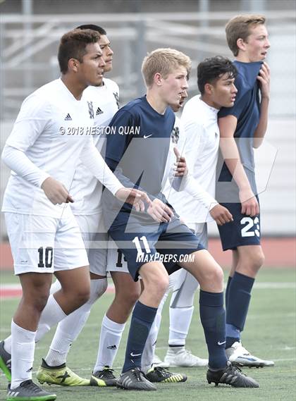 Thumbnail 1 in El Segundo vs. Hesperia (CIF-SS D5 Final) photogallery.