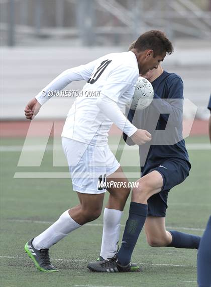 Thumbnail 3 in El Segundo vs. Hesperia (CIF-SS D5 Final) photogallery.