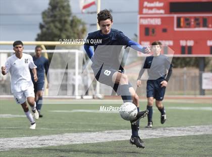 Thumbnail 2 in El Segundo vs. Hesperia (CIF-SS D5 Final) photogallery.