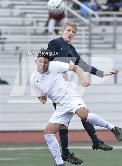 Thumbnail 3 in El Segundo vs. Hesperia (CIF-SS D5 Final) photogallery.