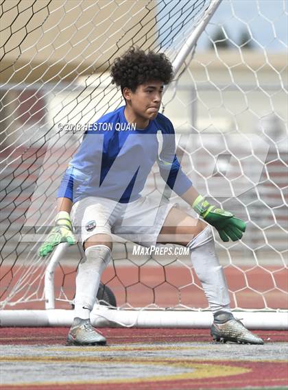 Thumbnail 2 in El Segundo vs. Hesperia (CIF-SS D5 Final) photogallery.