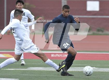 Thumbnail 2 in El Segundo vs. Hesperia (CIF-SS D5 Final) photogallery.
