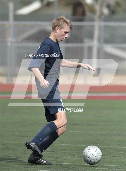 Thumbnail 2 in El Segundo vs. Hesperia (CIF-SS D5 Final) photogallery.