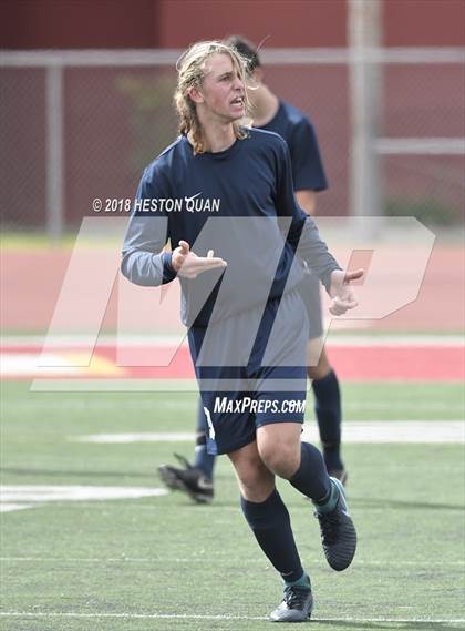 Thumbnail 3 in El Segundo vs. Hesperia (CIF-SS D5 Final) photogallery.