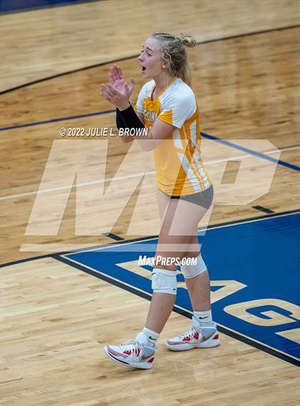 Thumbnail 2 in Cathedral vs Indianapolis Scecina Memorial (City Tourney final) photogallery.