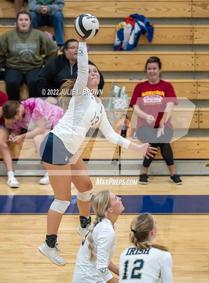 Thumbnail 2 in Cathedral vs Indianapolis Scecina Memorial (City Tourney final) photogallery.