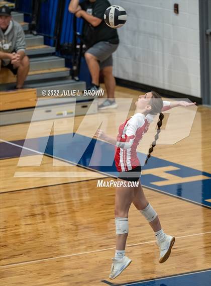 Thumbnail 3 in Cathedral vs Indianapolis Scecina Memorial (City Tourney final) photogallery.