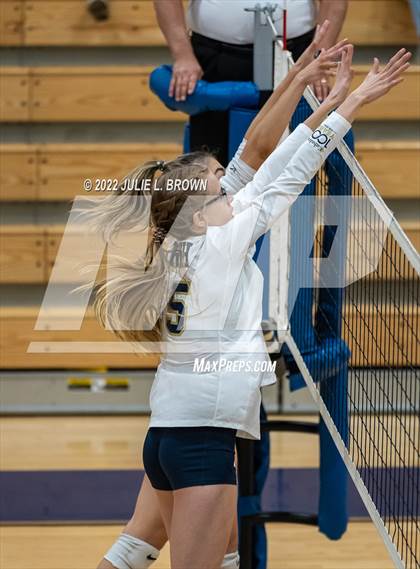 Thumbnail 2 in Cathedral vs Indianapolis Scecina Memorial (City Tourney final) photogallery.