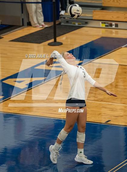 Thumbnail 3 in Cathedral vs Indianapolis Scecina Memorial (City Tourney final) photogallery.