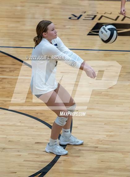 Thumbnail 1 in Cathedral vs Indianapolis Scecina Memorial (City Tourney final) photogallery.