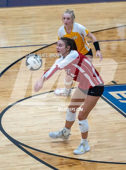 Thumbnail 1 in Cathedral vs Indianapolis Scecina Memorial (City Tourney final) photogallery.