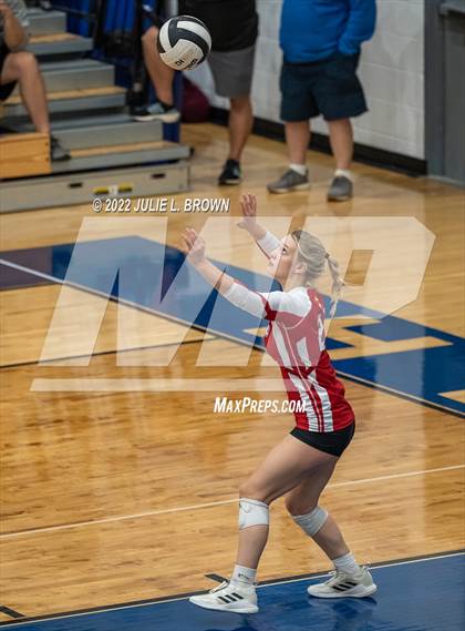 Thumbnail 2 in Cathedral vs Indianapolis Scecina Memorial (City Tourney final) photogallery.