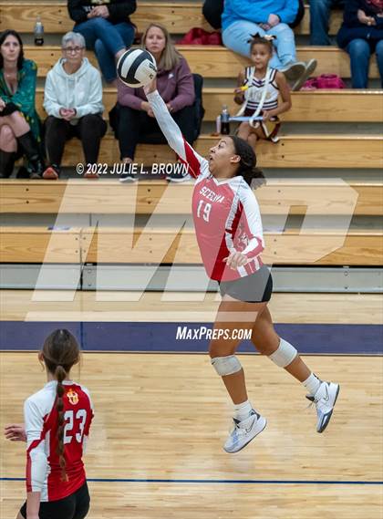 Thumbnail 2 in Cathedral vs Indianapolis Scecina Memorial (City Tourney final) photogallery.