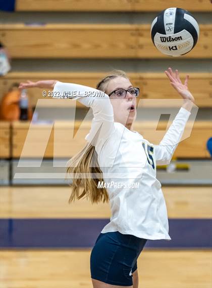 Thumbnail 3 in Cathedral vs Indianapolis Scecina Memorial (City Tourney final) photogallery.