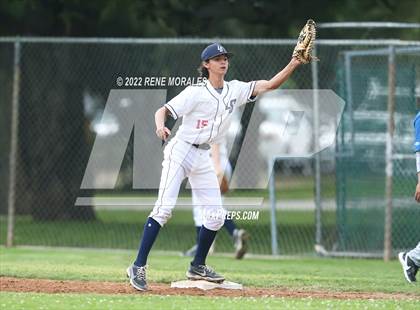 Thumbnail 1 in Serra vs La Salle photogallery.
