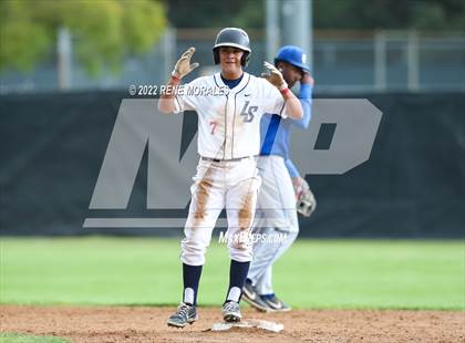 Thumbnail 1 in Serra vs La Salle photogallery.