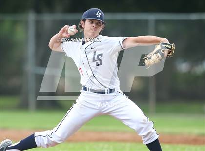 Thumbnail 2 in Serra vs La Salle photogallery.