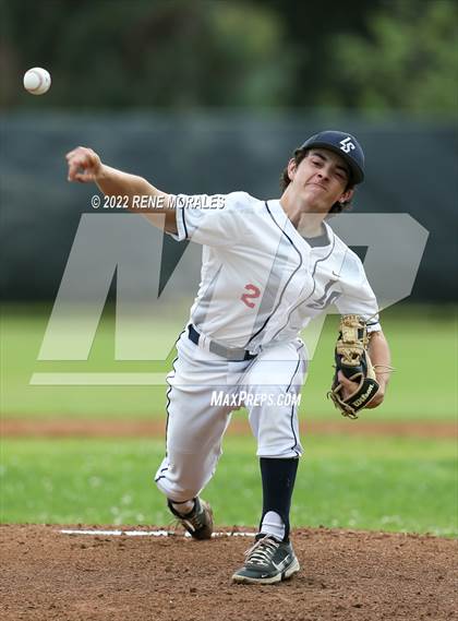Thumbnail 1 in Serra vs La Salle photogallery.