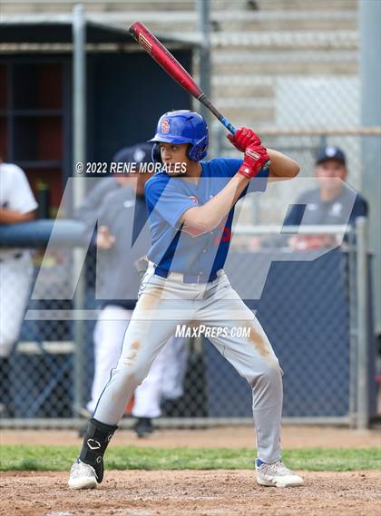 Thumbnail 2 in Serra vs La Salle photogallery.