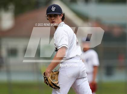 Thumbnail 1 in Serra vs La Salle photogallery.