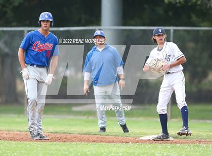 Thumbnail 2 in Serra vs La Salle photogallery.