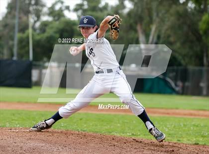 Thumbnail 2 in Serra vs La Salle photogallery.