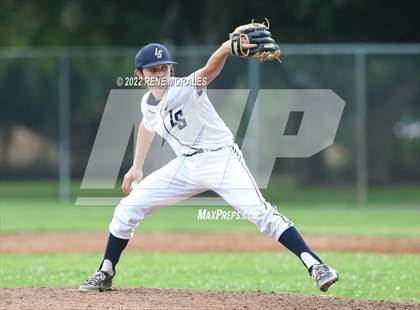Thumbnail 1 in Serra vs La Salle photogallery.