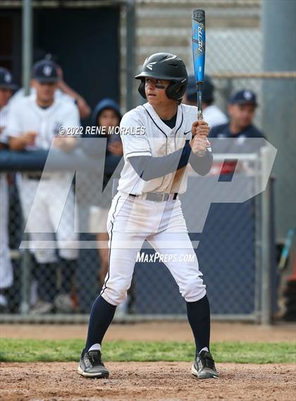 Thumbnail 1 in Serra vs La Salle photogallery.