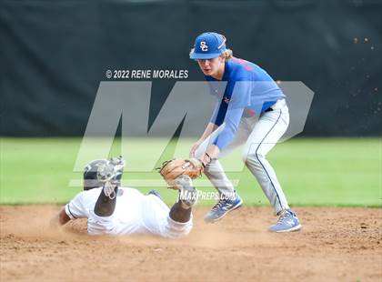 Thumbnail 3 in Serra vs La Salle photogallery.