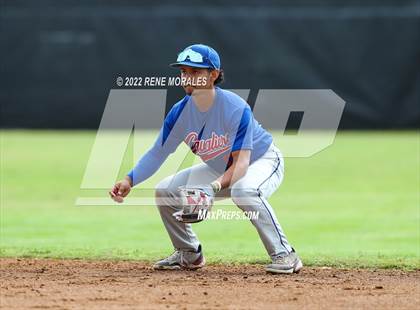 Thumbnail 1 in Serra vs La Salle photogallery.