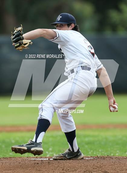Thumbnail 3 in Serra vs La Salle photogallery.